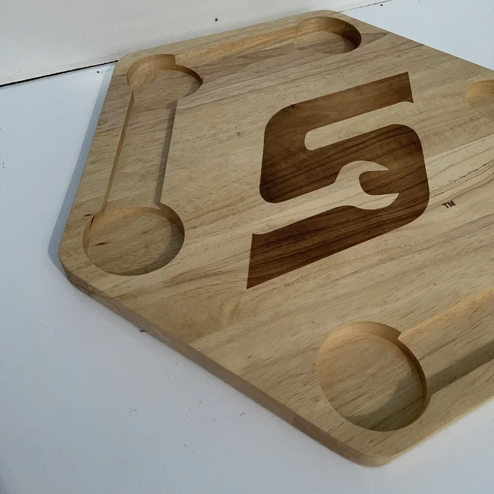 Snap-on  Wooden Charcuterie Board Snack Tray Game Night Tool Organizer